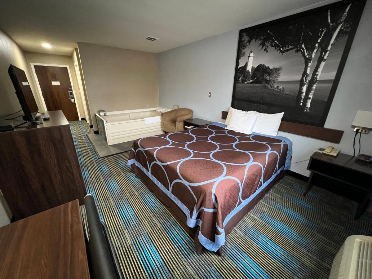 Hotel Super 8 By Wyndham Escanaba