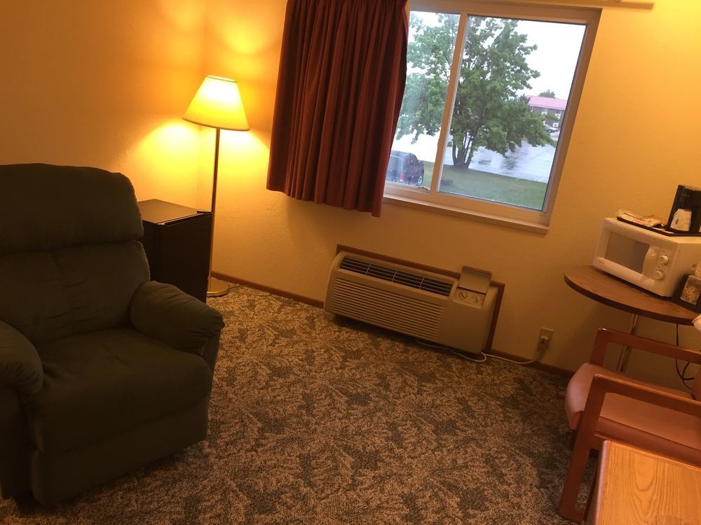 Hotel Super 8 By Wyndham 2*